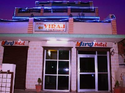Viraj Hill View Hotel Photo