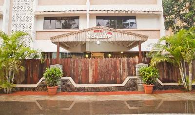 Hotel Sahyadri Photo