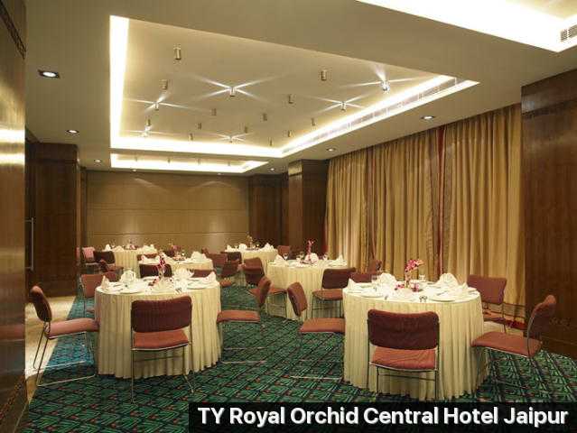Royal Orchid Central Hotel Photo