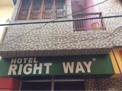 Hotel Right Way Photo