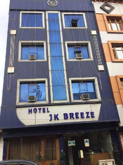 Hotel JK Breeze Photo