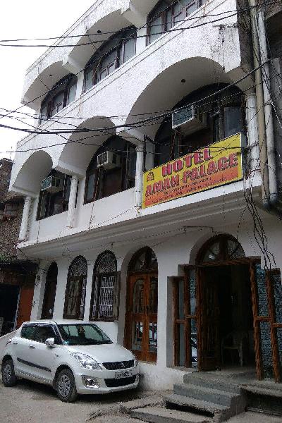 Hotel Aman Palace Photo