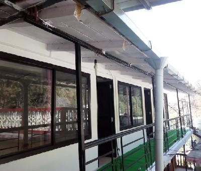 Manohar Guest House and Restaurant Photo