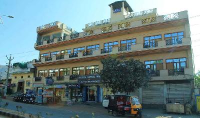 Hotel Goyal Inn Photo