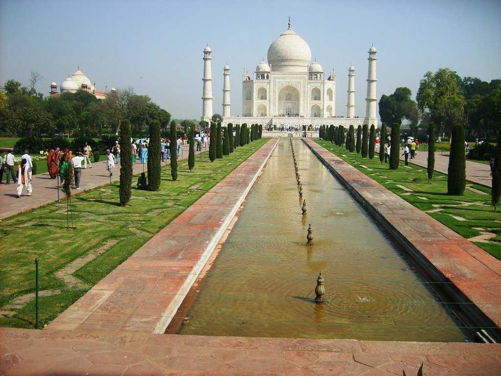 Taj Mahal Photo 2