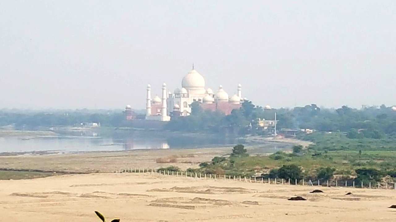 Taj Mahal Photo 5