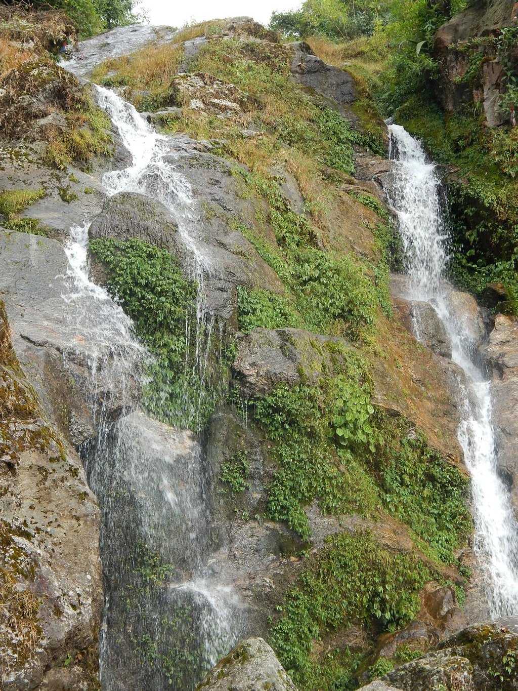 Bakthang Waterfalls Photo 1