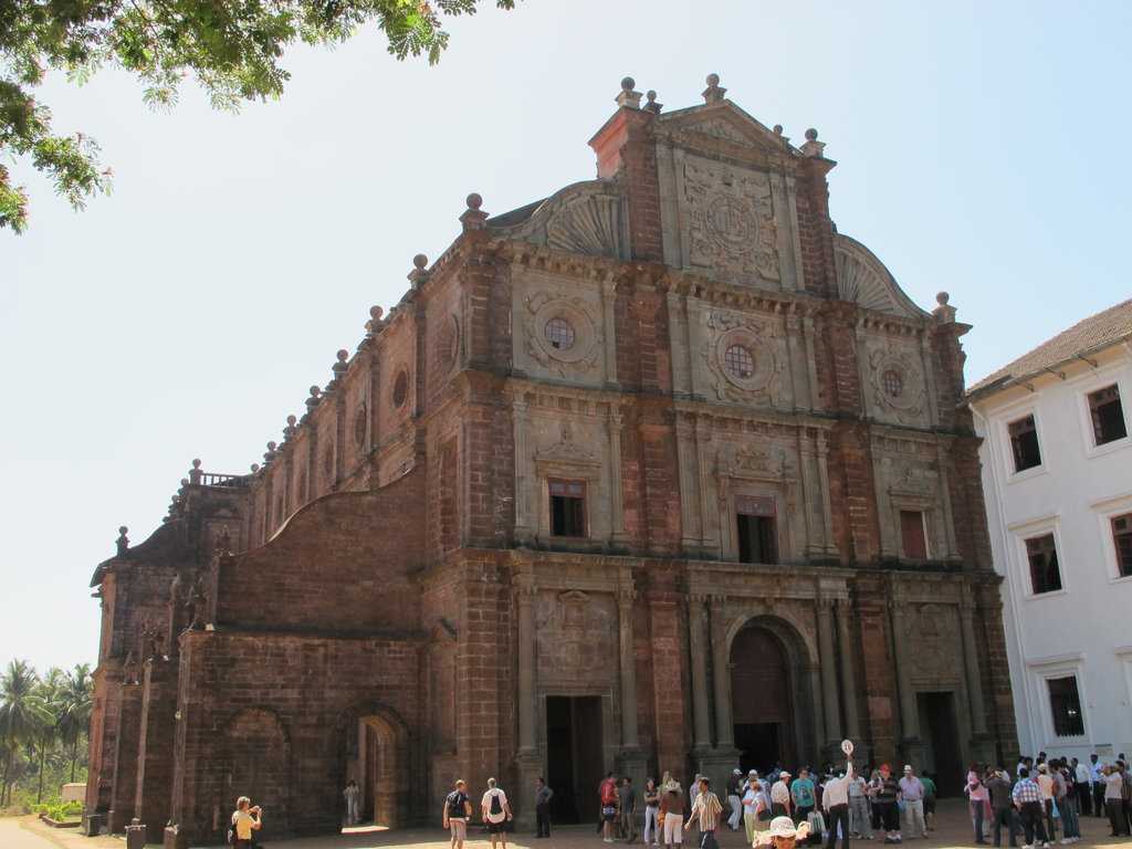 Basilica of Bom Jesus Photo 2