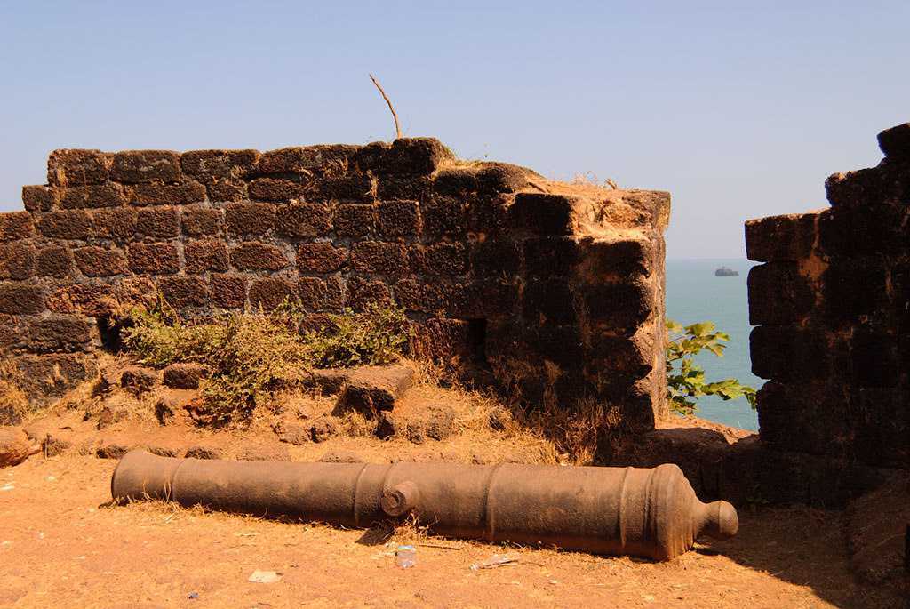 Cabo De Rama Fort Photo 1