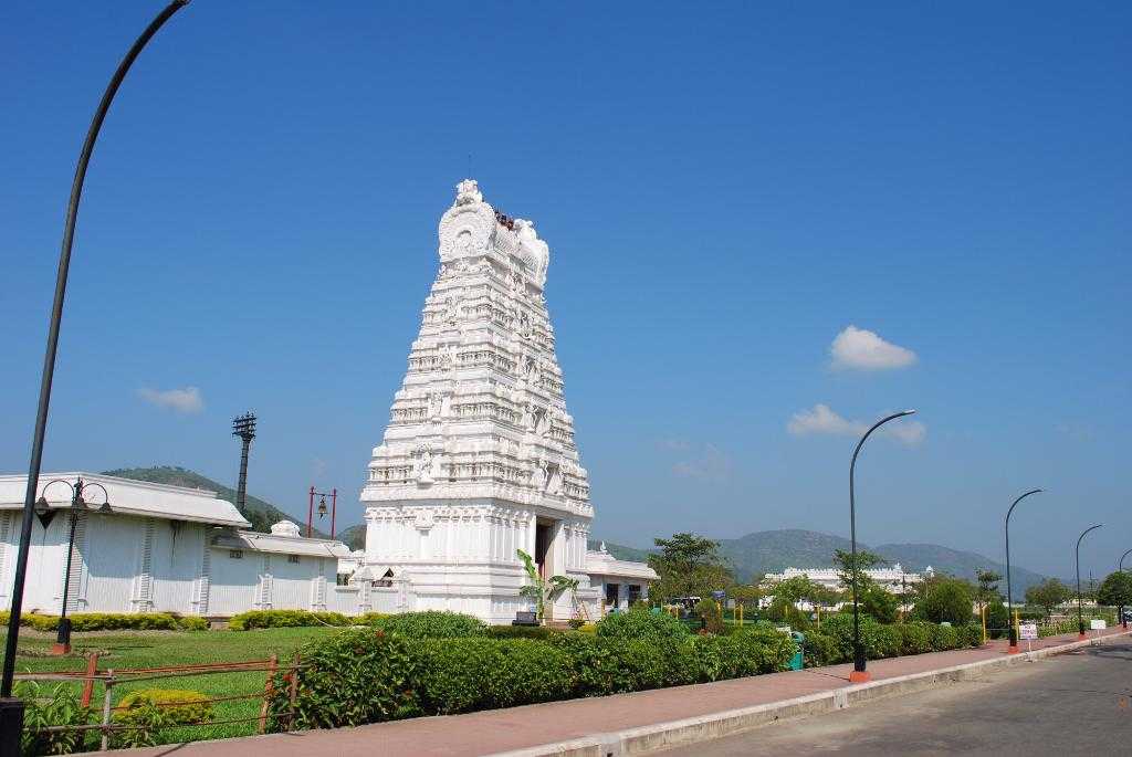Purva Tirupati Shri Balaji Temple Photo 3