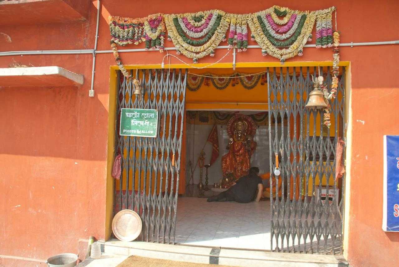 Umananda Temple Photo 1