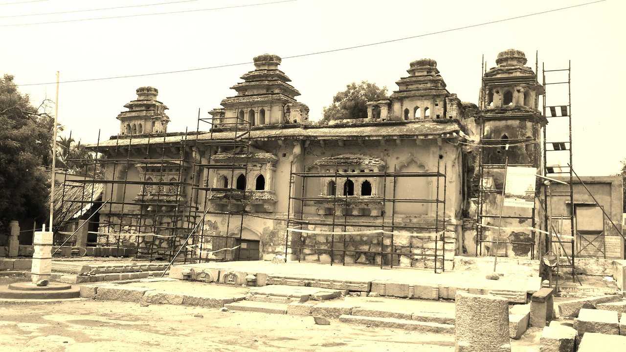 Gagan Mahal Old Palace Photo 2