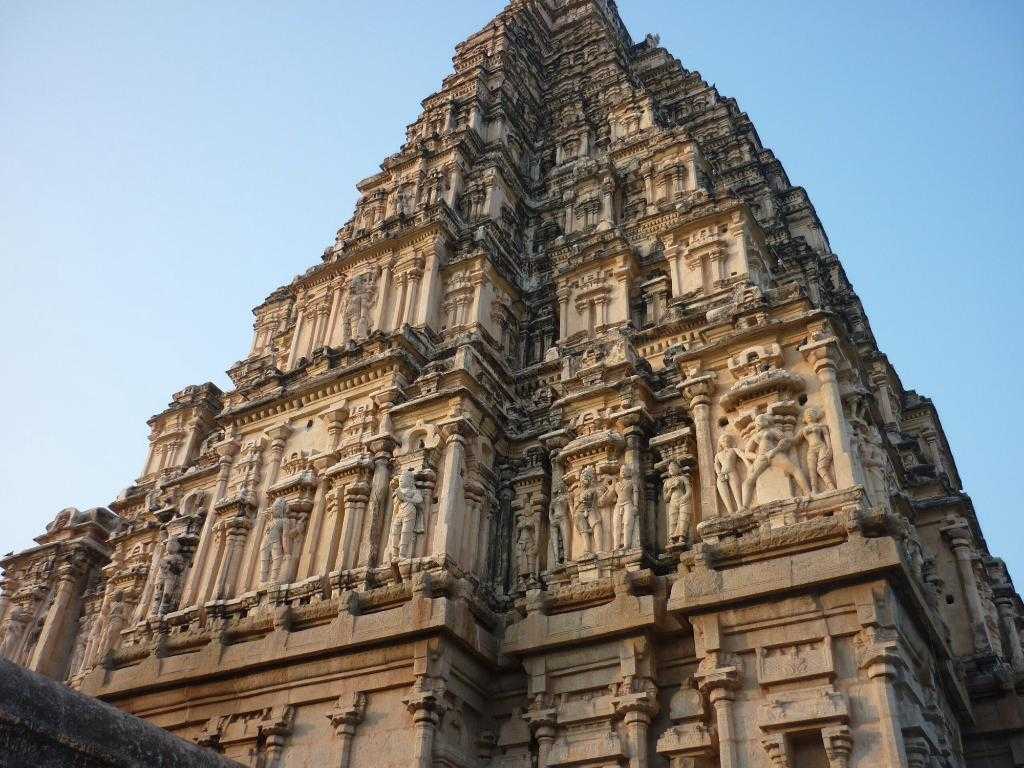 Virupaksha Temple Photo 2