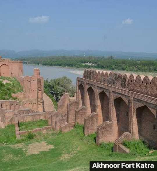 Akhnoor Fort Photo 3