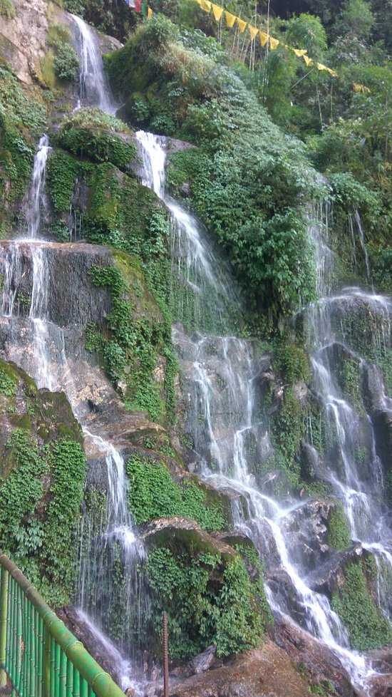 Bhim Nala Falls Photo 2