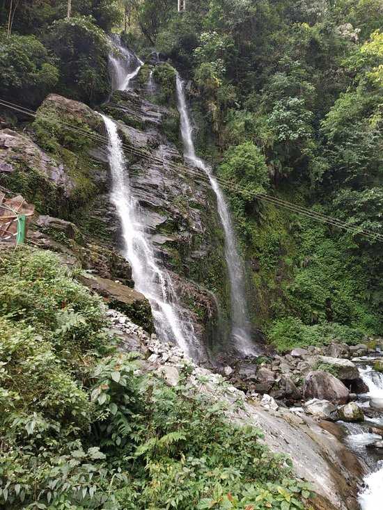 Kanchenjunga Falls Pelling Photo 4