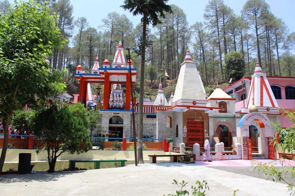 Binsar Mahadev Temple Photo 2